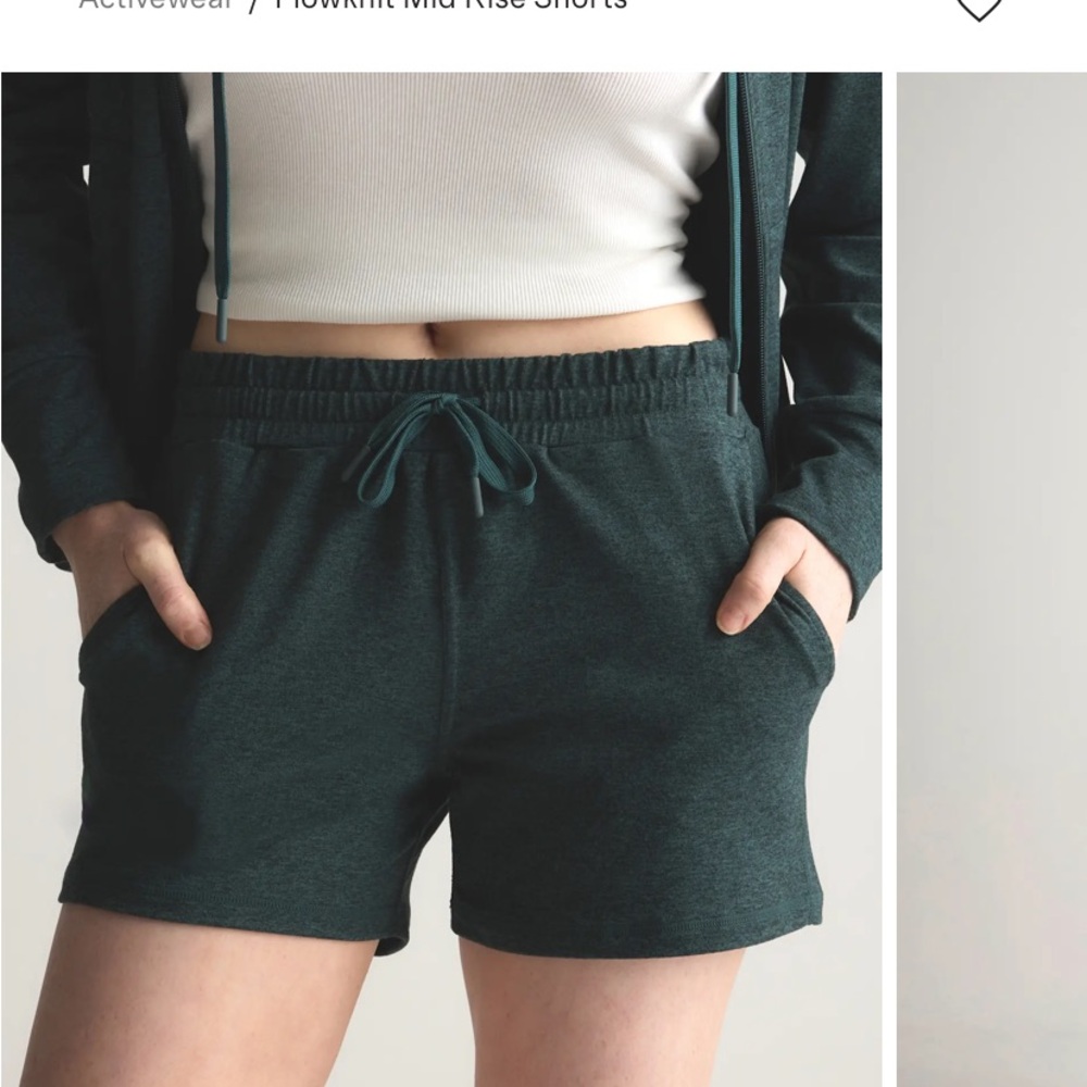 Quince Heather Green FlowKnit Mid-Rise Lounge Short